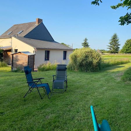 Vila L'Ote De Brekilien Saint-Malon-sur-Mel Exteriér fotografie