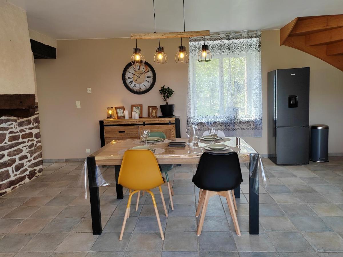 Vila L'Ote De Brekilien Saint-Malon-sur-Mel Exteriér fotografie